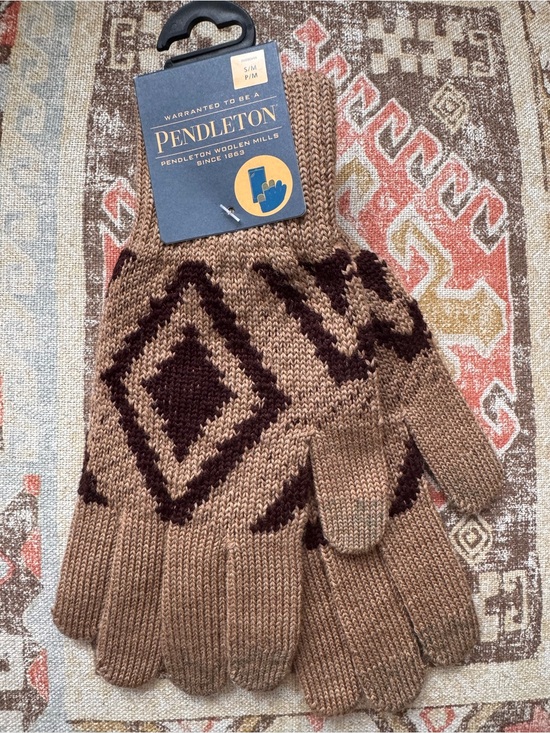 Pendleton Accessories - Pendleton Merino Wool Texting Gloves NWT